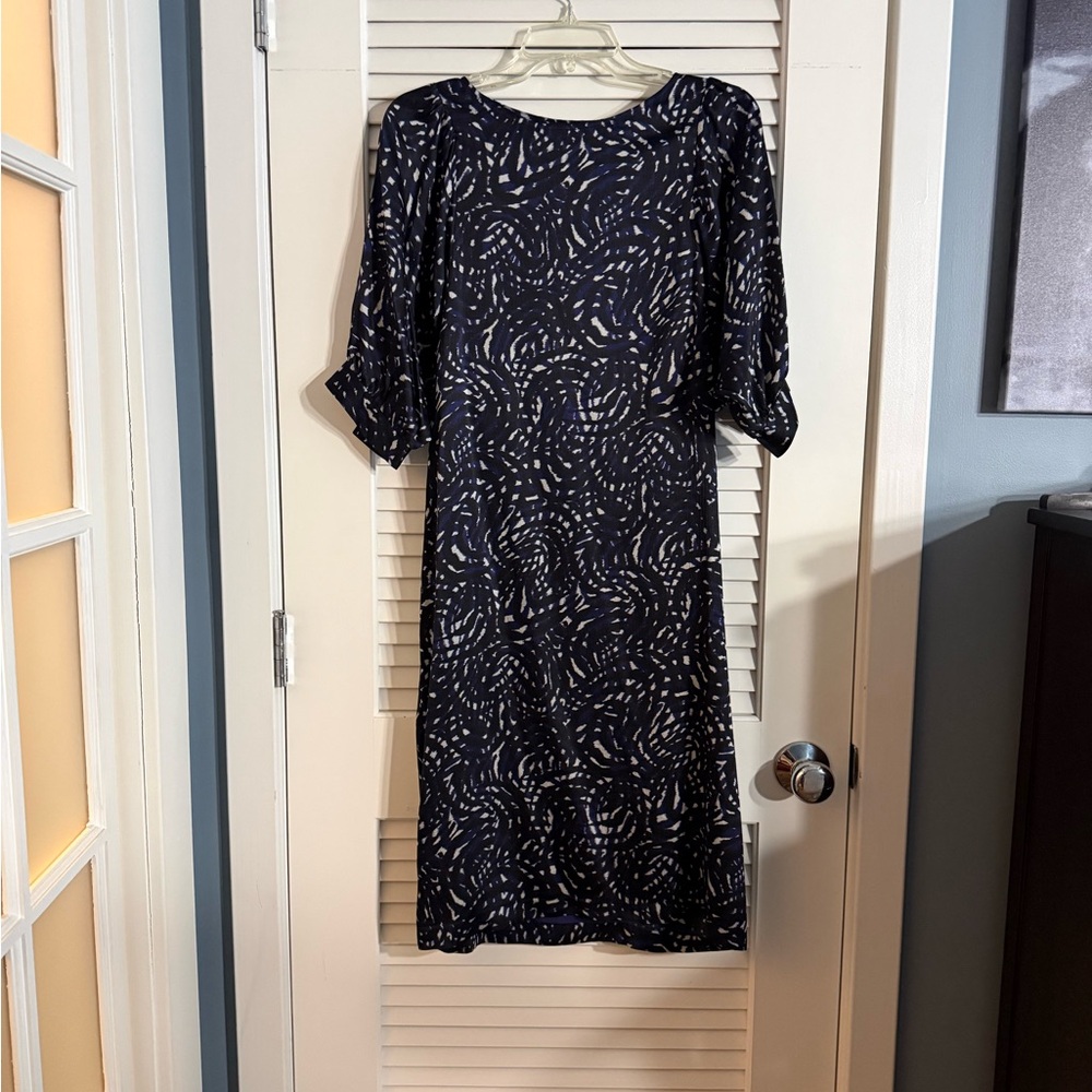 NICOLE FARHI Navy and White • Bat Wing Sleeve • Size 6